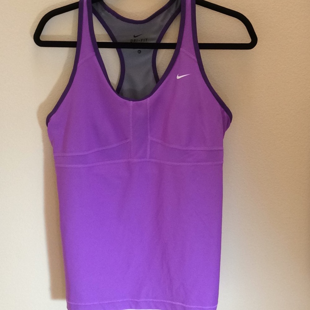 Nike tank
